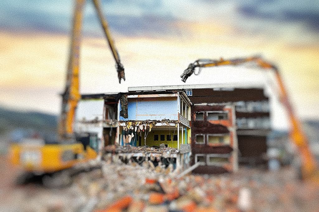 Демонтаж промышленных зданий в Москве и области